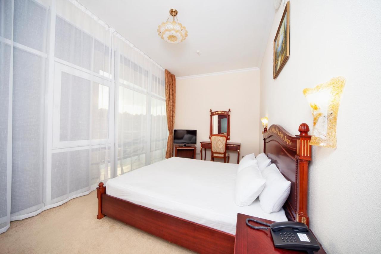 Hotel Bugaz Sea View Hrybivka Esterno foto